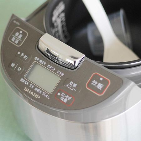 Bhotel Nekoyard - Loft Studio Close To Peace Park & City Sights Hiroshima Bagian luar foto