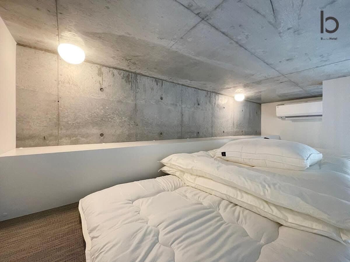 Bhotel Nekoyard - Loft Studio Close To Peace Park & City Sights Hiroshima Bagian luar foto